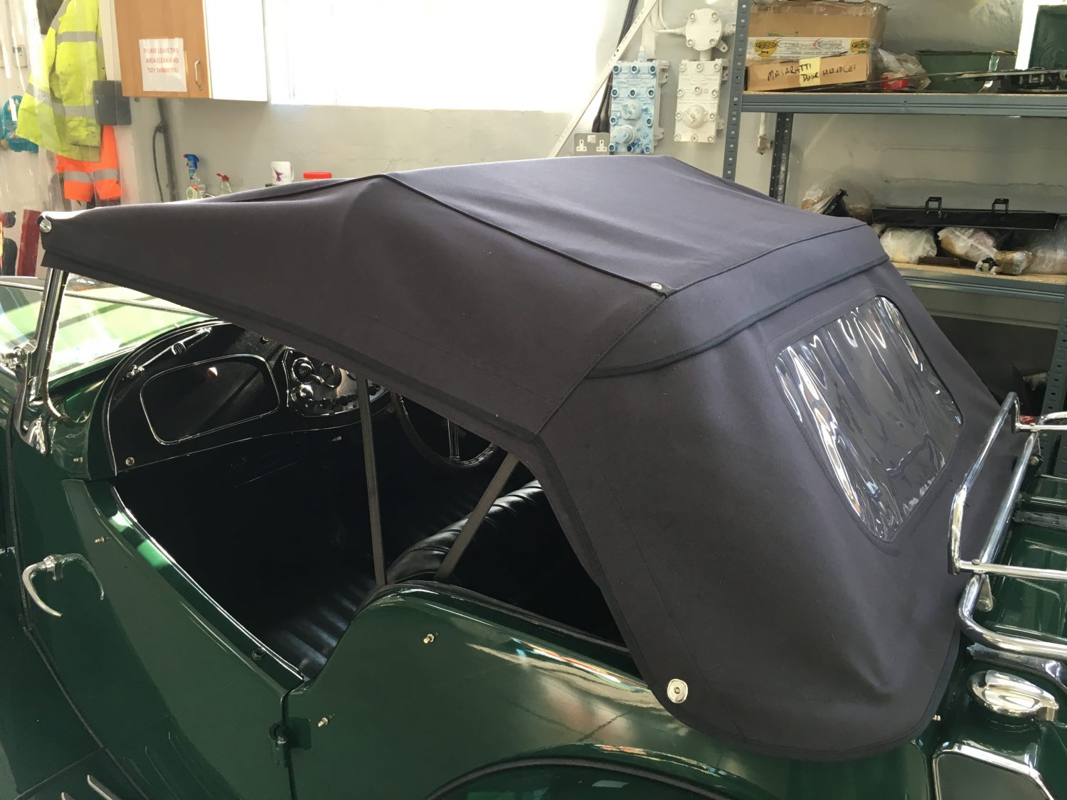 MGTD Competition Double Duck Hood