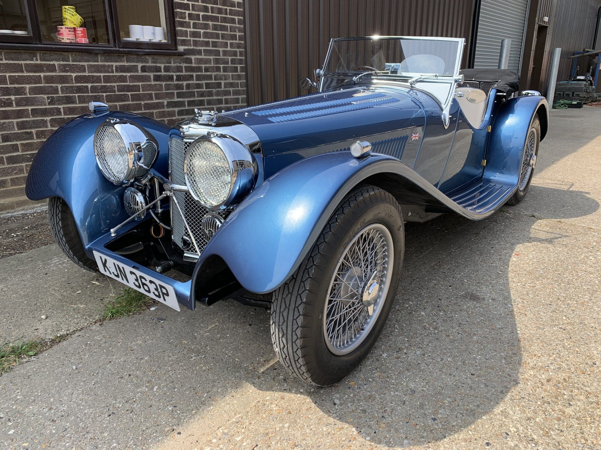 A visit from our friends at Suffolk Sportscars Bridge Classic Cars