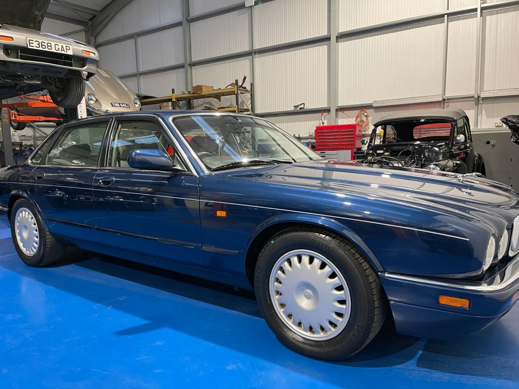 1995JaguarXJ6N881JFE Bridge Classic Cars Bridge Classic Cars