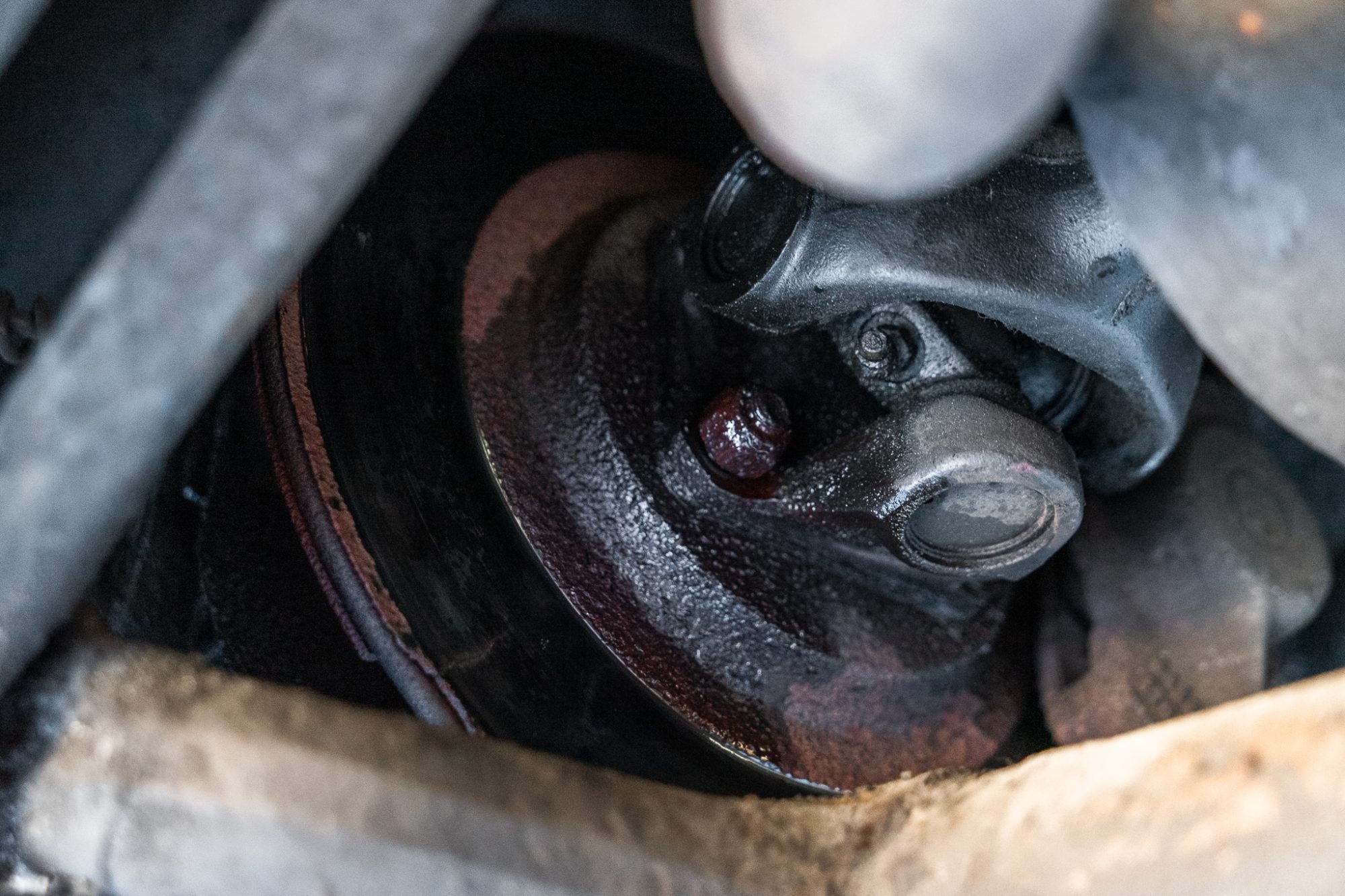 XJS's New Brakes Bridge Classic Cars Bridge Classic Cars