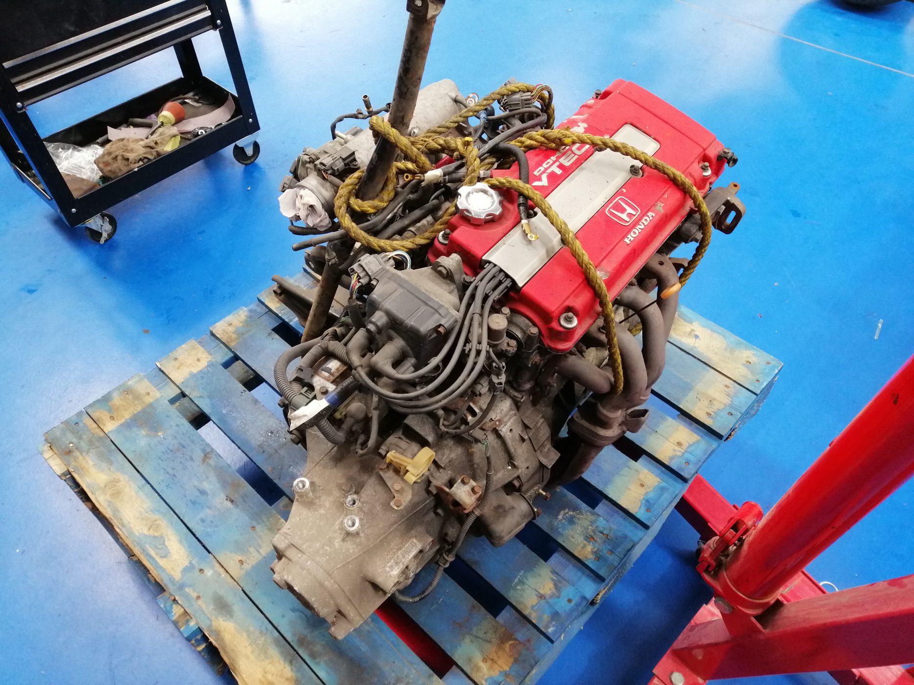 1998HondaIntegraTypeRengineout1 Bridge Classic Cars Bridge